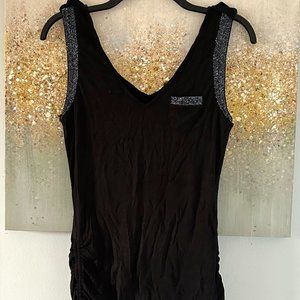 Guess Sleeveless Tank Top (NWOT)